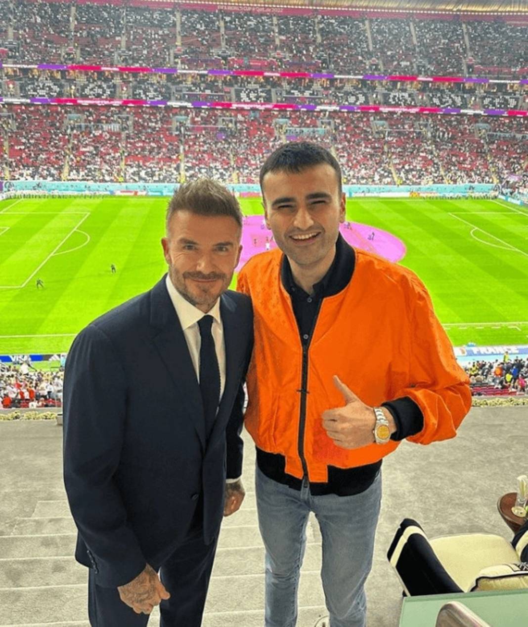 Görenler tanımakta zorlandı, CZN Burak'ın değişimi takipçilerini şoke etti! 2